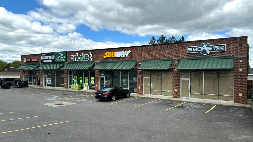More Photos Of 4774 Mahoning Ave, Youngstown Storefront For Sale