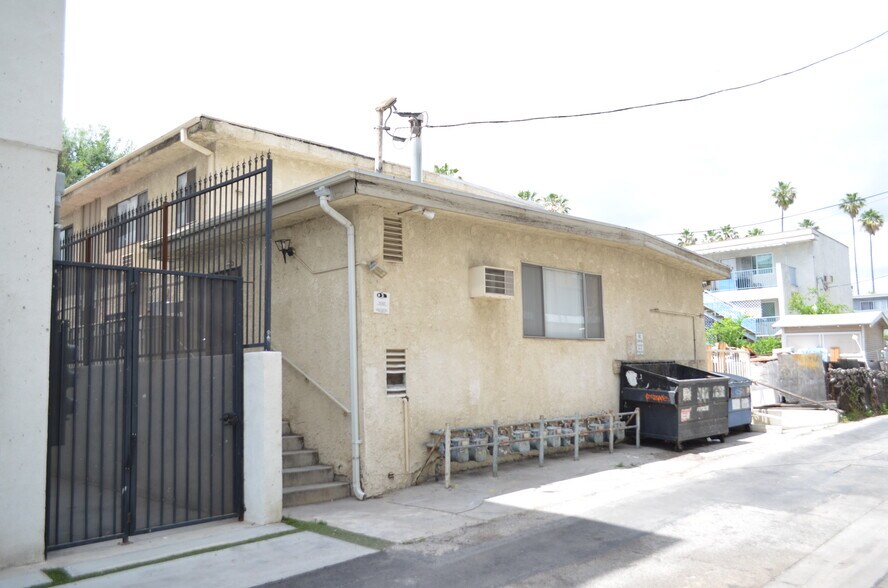 More Photos Of 7028 Alabama Ave, Canoga Park Apartments For Sale