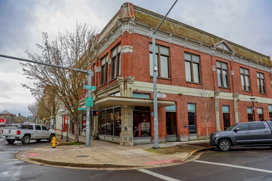 More Photos Of 179-195 Commercial St NE, Salem Storefront Retail Office For Lease