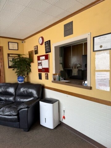 More Photos Of 203 W 2nd St S, Newton Office For Sale