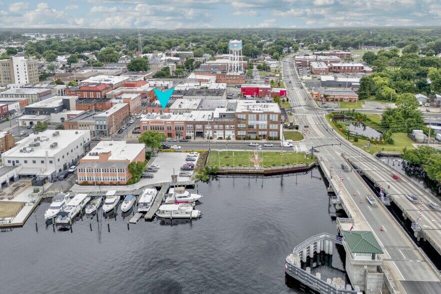 More Photos Of 207 N Water St, Elizabeth City Office For Sale