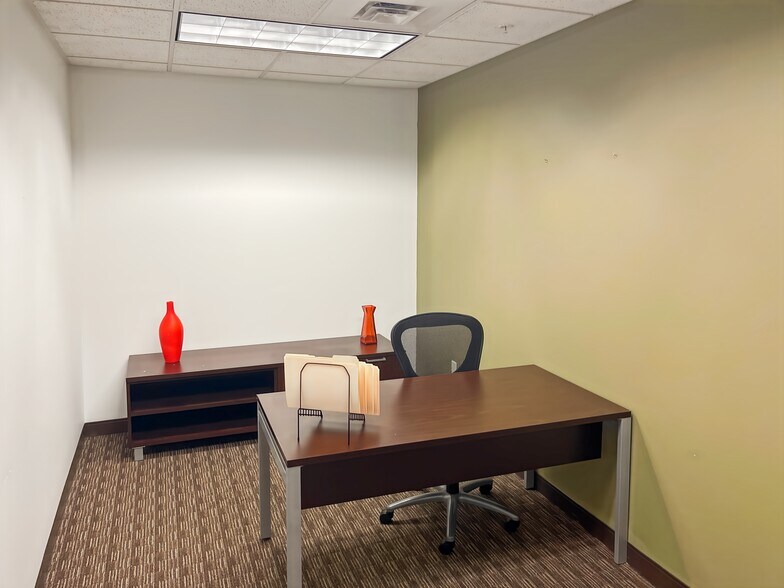 More Photos Of 510 Clinton Sq, Rochester Coworking Space