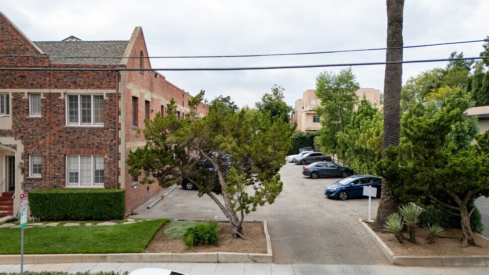 More Photos Of 129 N Michigan Ave, Pasadena Apartments For Sale