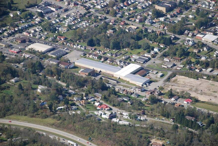 More Photos Of 945 King St, Fairmont Warehouse For Lease