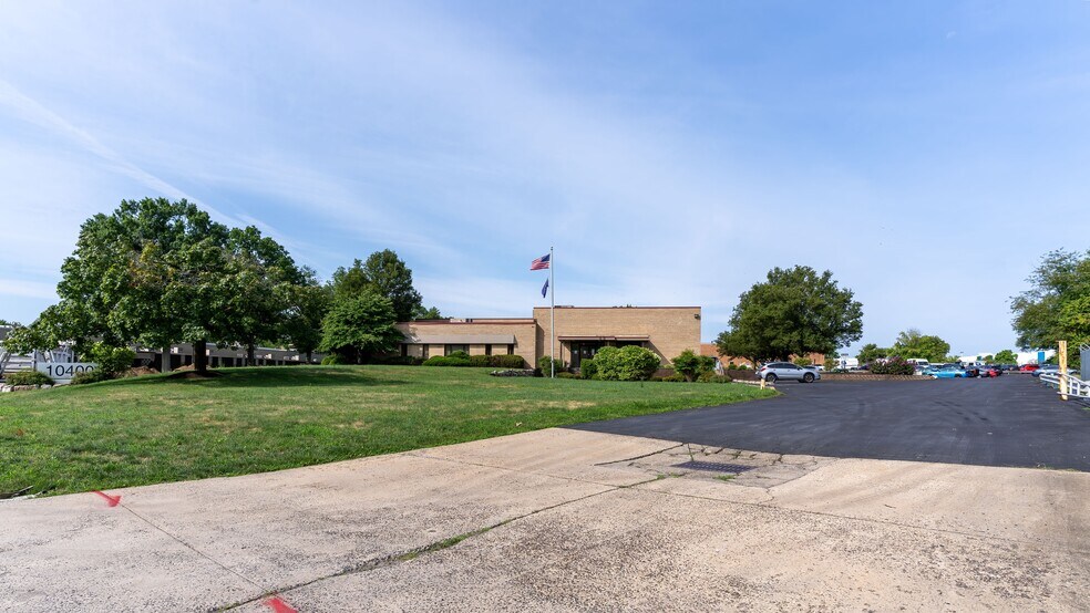 Primary Photo Of 10400 Drummond Rd, Philadelphia Office For Lease
