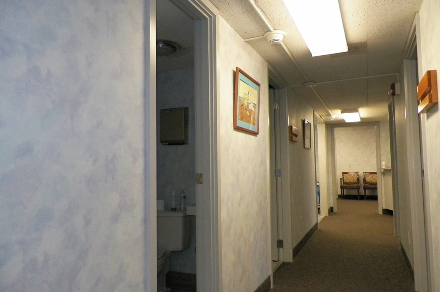 More Photos Of 1524 Atwood Ave, Johnston Medical For Sale