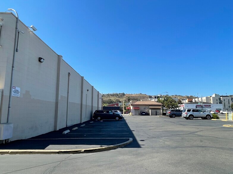 More Photos Of 7663-7667 Broadway, Lemon Grove Supermarket For Sale