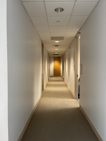 More Photos Of 1320 W Walnut Hill Ln, Irving Medical For Sale