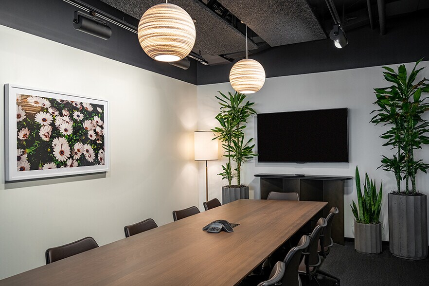More Photos Of 3333 Michelson Dr, Irvine Office For Lease