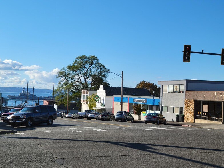 More Photos Of 1111 Hewitt Ave, Everett Apartments For Sale