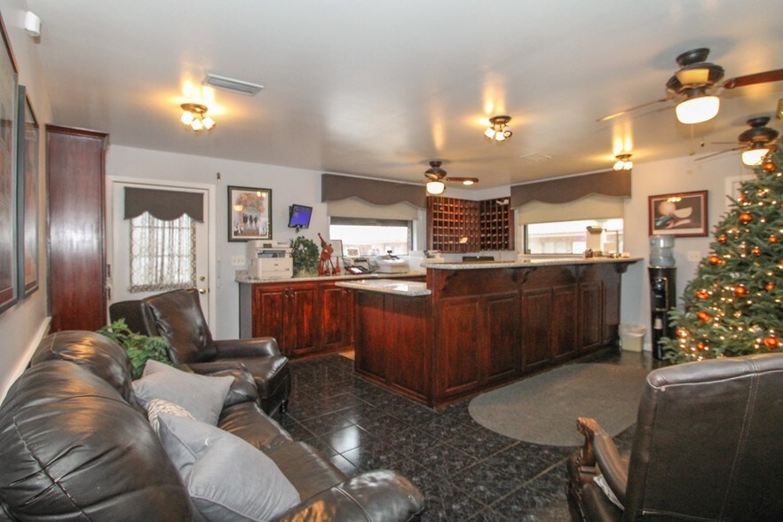 More Photos Of 42666 Highway 23, Venice Hotel For Sale