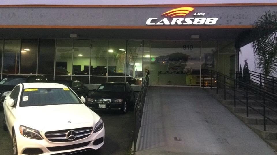 More Photos Of 910 E Whittier Blvd, La Habra Auto Dealership For Lease