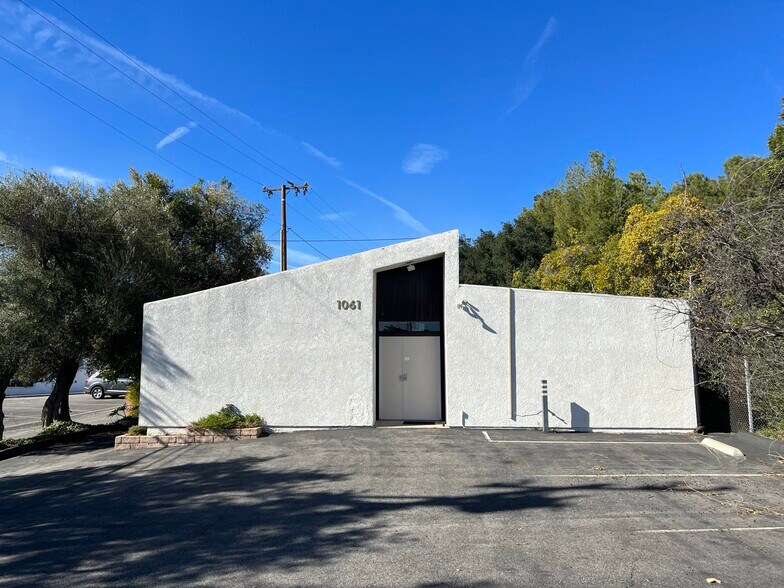 More Photos Of 1061 Valley Sun Ln, La Cañada Flintridge Medical For Lease