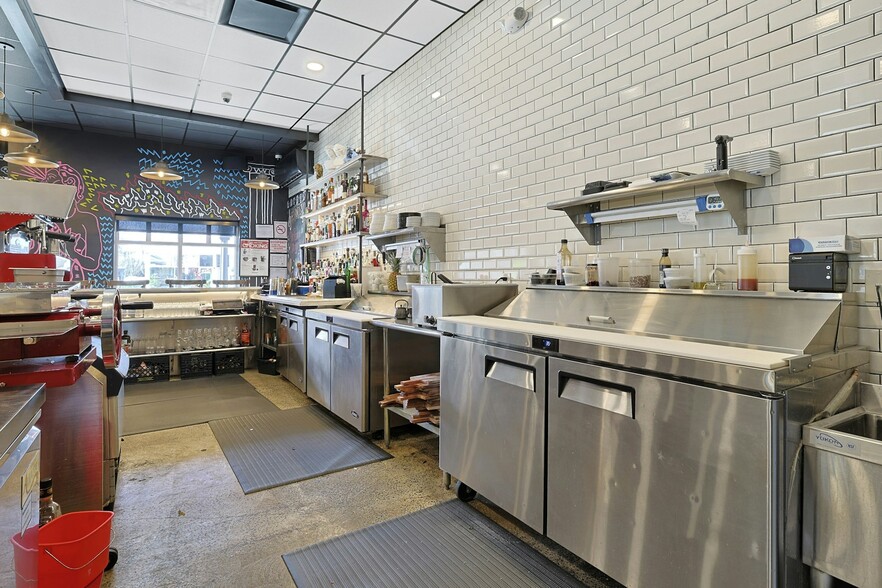 More Photos Of 50 Lafayette Ave, Suffern Freestanding For Sale