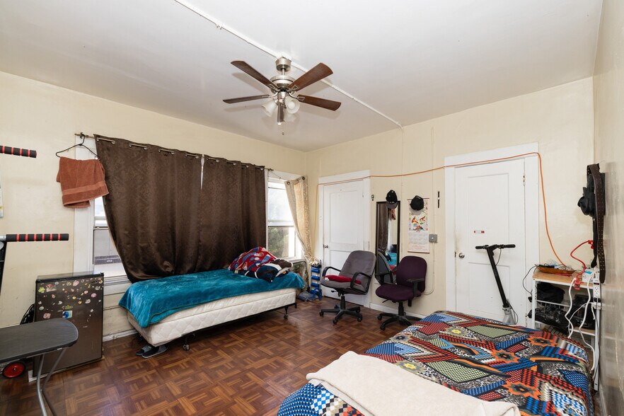More Photos Of 694 S Burlington Ave, Los Angeles Apartments For Sale