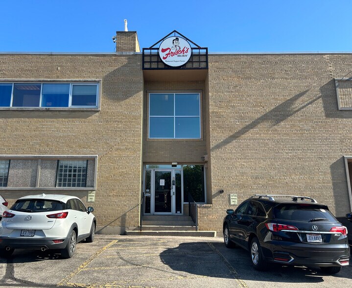 More Photos Of 2800 Gilbert Ave, Cincinnati Office For Lease