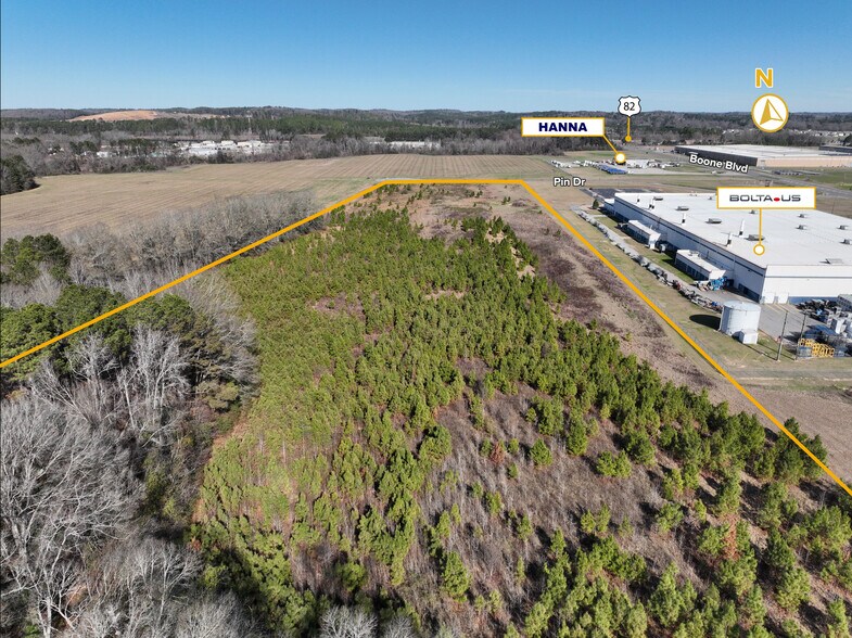 More Photos Of Off Boone Blvd, Northport Land For Lease