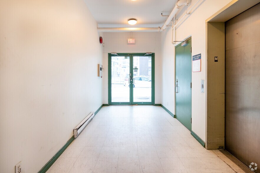 More Photos Of 68 E 1st Ave, Vancouver Office For Lease