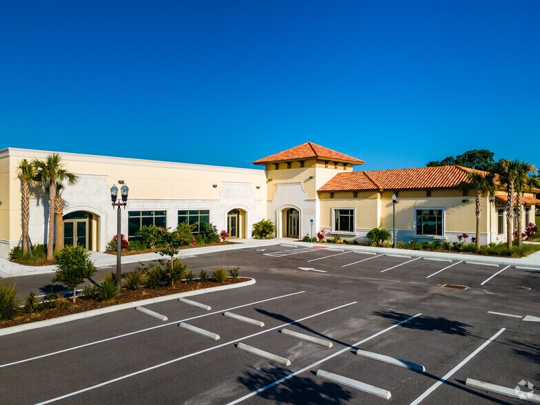 More Photos Of Little Rd, Trinity Unknown For Lease