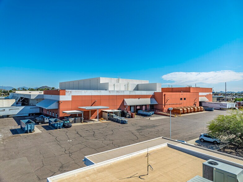 More Photos Of 22600 N 19th Ave, Phoenix Manufacturing For Sale