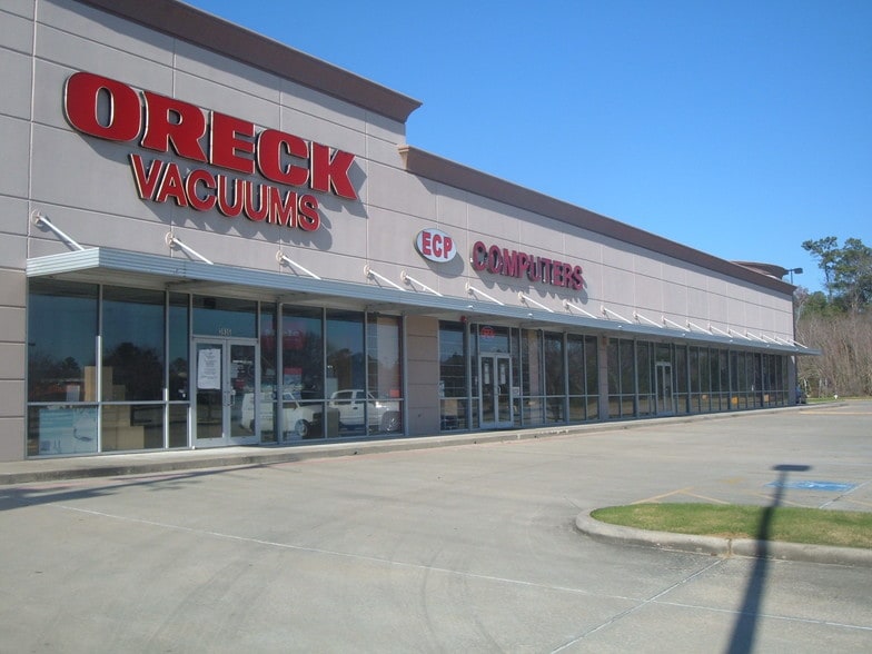 More Photos Of 3936-3974 Eastex Fwy, Beaumont Storefront Retail Office For Lease