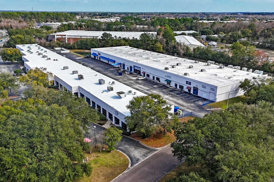 More Photos Of 6600 Youngerman Cir, Jacksonville Unknown For Lease