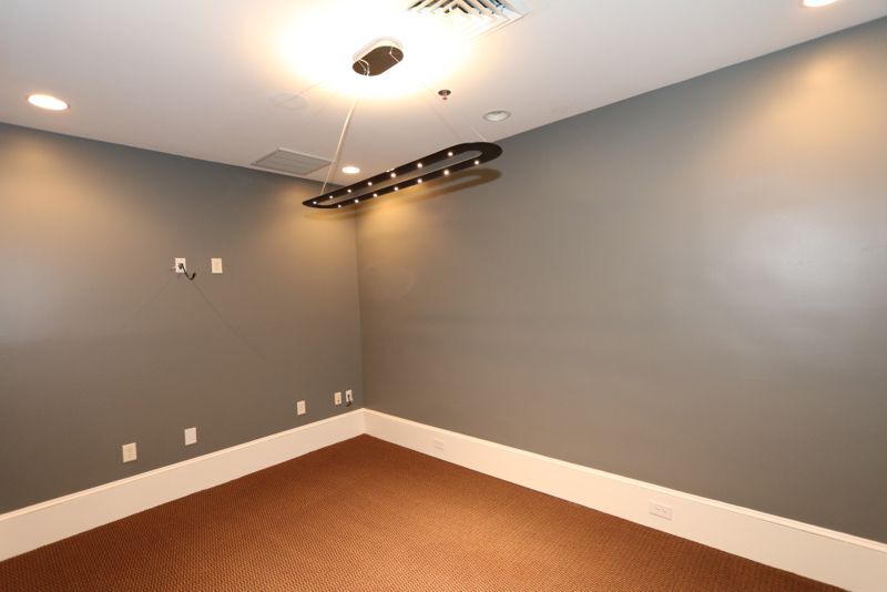 More Photos Of 114 Trade St, Greer Office For Lease