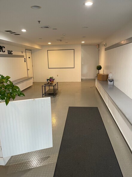 More Photos Of 55 Crescent St, Stamford Warehouse For Sale