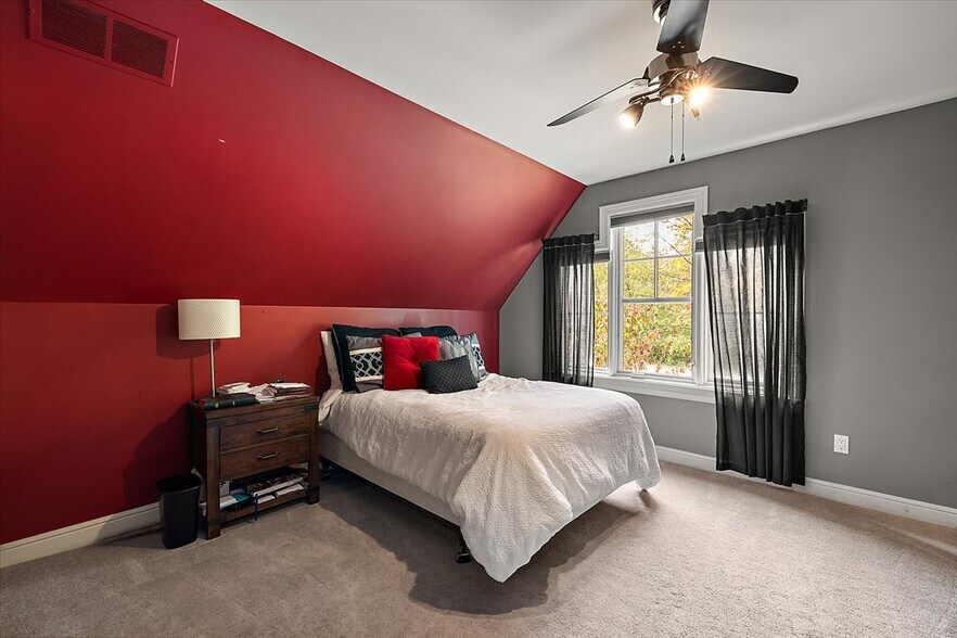 More Photos Of 1330 Oxford Rd, Bloomfield Hills Specialty For Sale