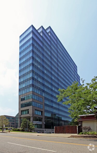 More Photos Of 901 Lakeside Ave E, Cleveland Unknown For Lease