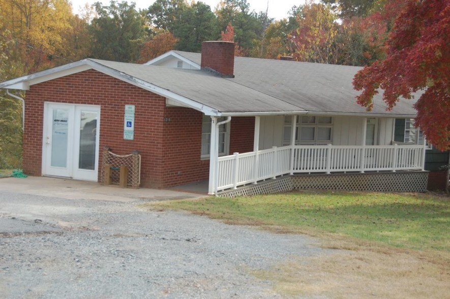 More Photos Of 1219 River Hwy, Mooresville Office For Lease