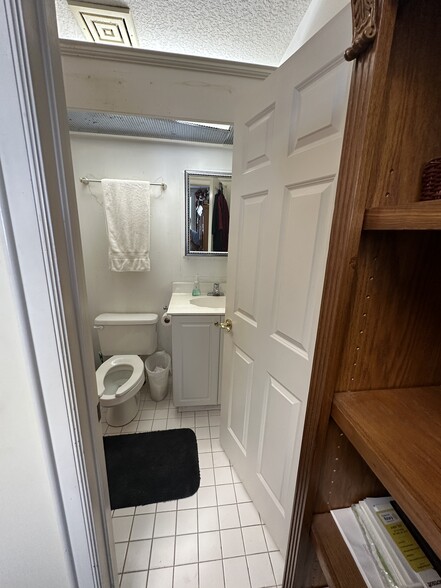 More Photos Of 1850 Bellair Blvd, Orange Park Medical For Sale