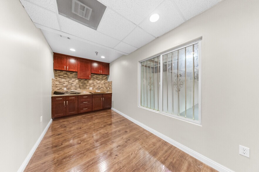More Photos Of 2318 Edwards Ave, South El Monte Warehouse For Sale
