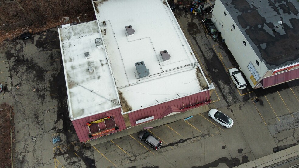 More Photos Of 518 Hooper Rd, Endicott Storefront For Sale