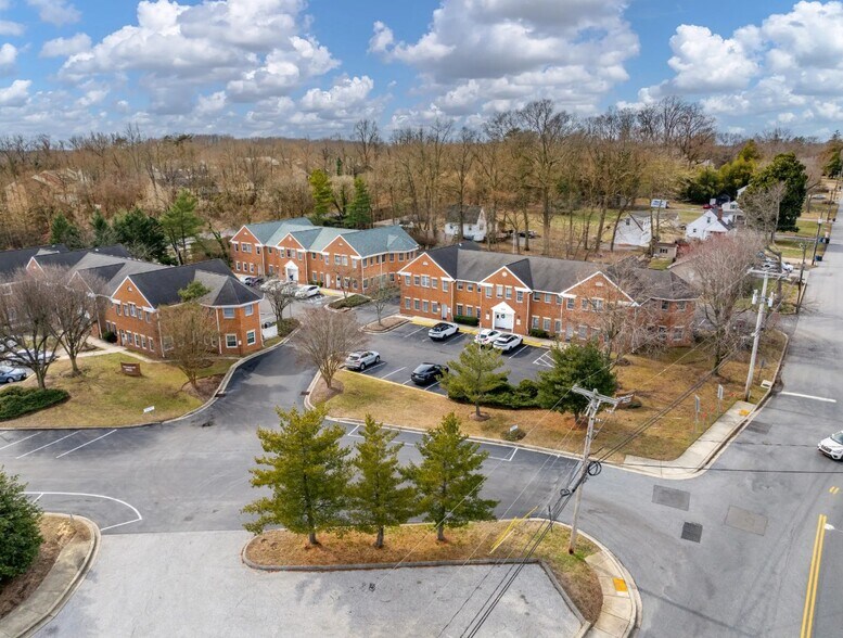 More Photos Of 1835 Forest Dr, Annapolis Business Park For Lease