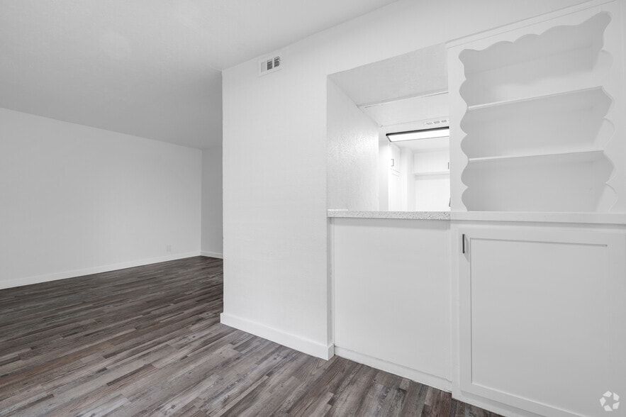 More Photos Of 3706 W 8th St, Dallas Apartments For Sale