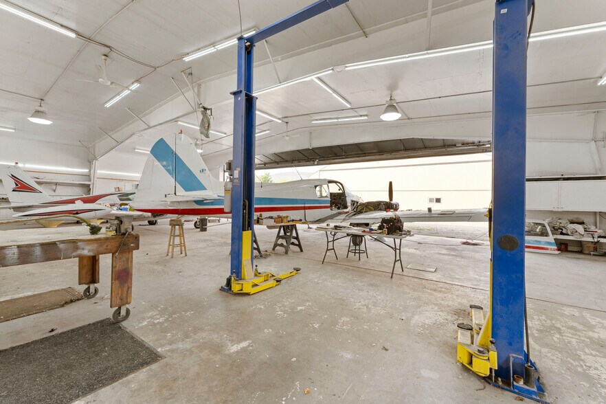 More Photos Of 1893 Airport Rd, Kalispell Warehouse For Sale