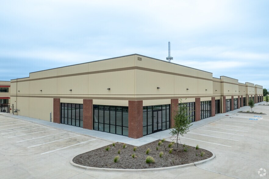 Primary Photo Of 520 S Great Southwest Pky, Grand Prairie Industrial For Lease