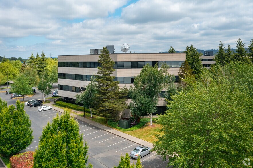 More Photos Of 20415 72nd Ave S, Kent Unknown For Lease