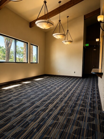 More Photos Of 1020 New River Pky, Fallon Medical For Lease