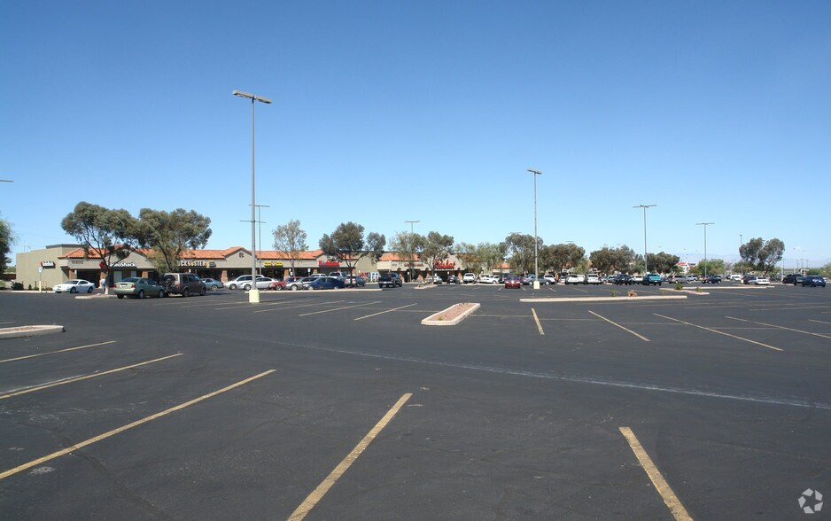 More Photos Of 18690-18860 S Nogales Hwy, Sahuarita Unknown For Lease