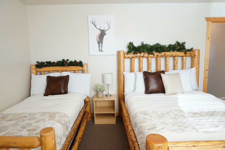 More Photos Of 229 N Hayden St, West Yellowstone Hotel For Sale