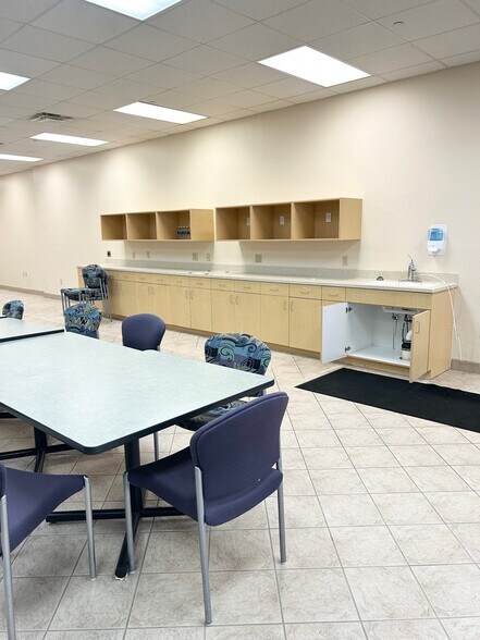 More Photos Of 9299 College Pky, Fort Myers Office For Lease