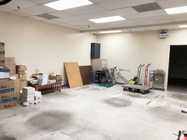 More Photos Of 4331-4339 36th St, Long Island City Industrial For Sale