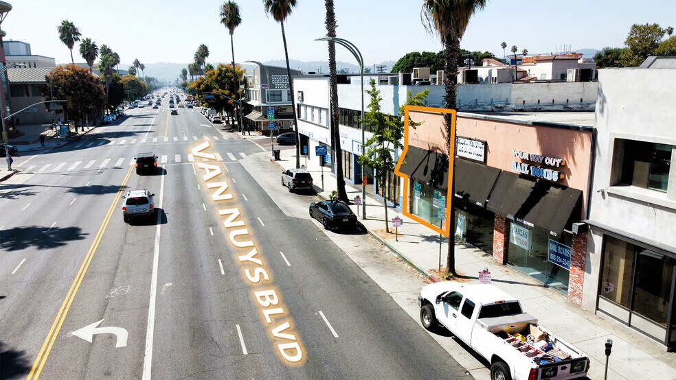 Primary Photo Of 6311 Van Nuys Blvd, Van Nuys Storefront For Lease