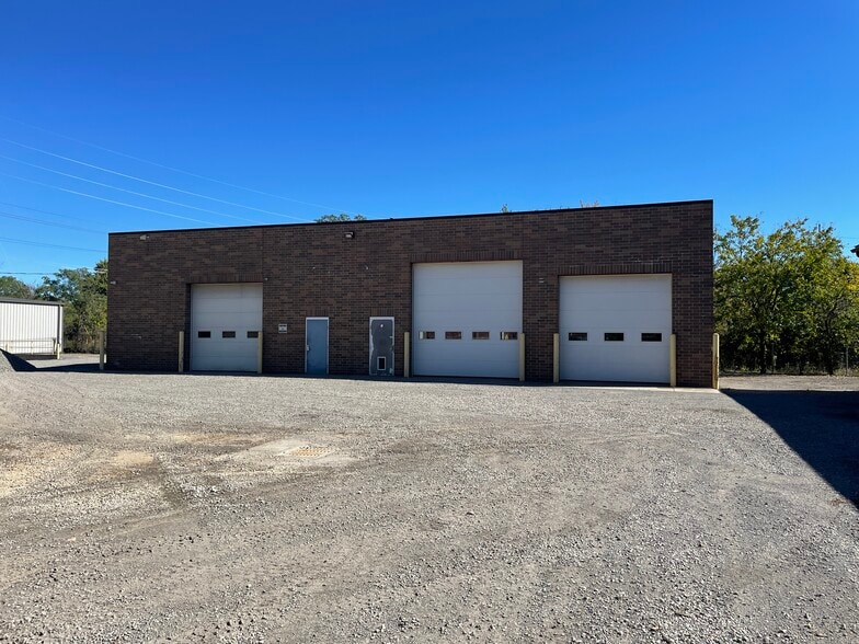 More Photos Of 1826 17th St NE, Canton Industrial For Sale