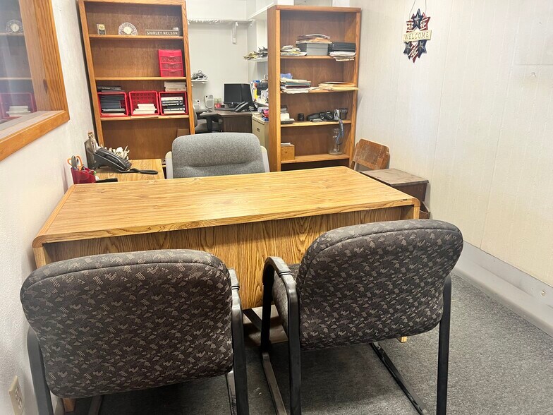 More Photos Of 200 3rd Ave E, Twin Falls Office For Sale