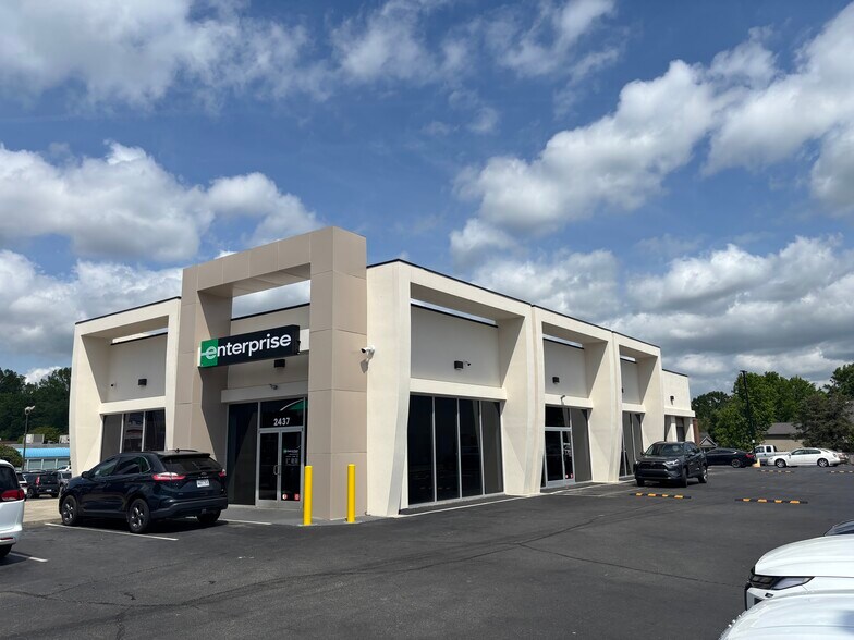 More Photos Of 2437 S Church St, Burlington Auto Dealership For Sale