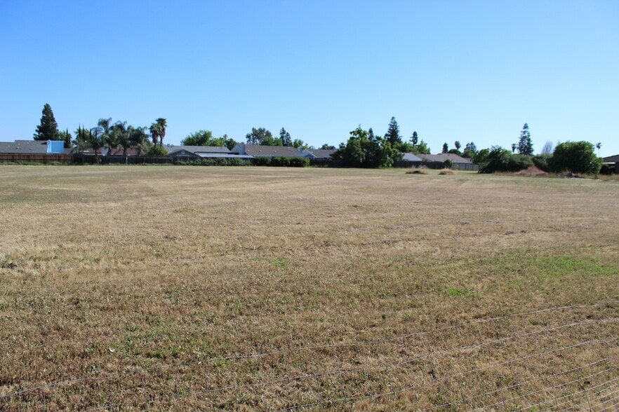 More Photos Of Lakewood Rd, Sacramento Land For Sale