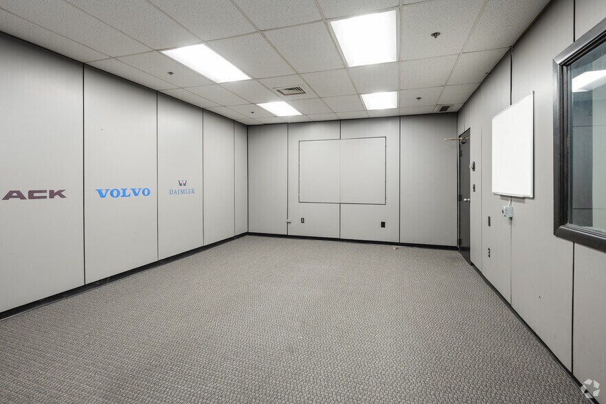 More Photos Of 90 Christ School Rd, Arden Distribution For Sale